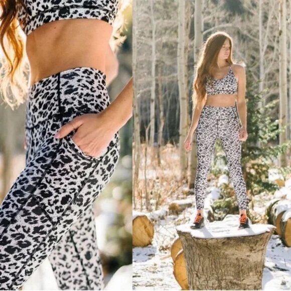 ZYIA | Snow Leopard Brilliant 7/8 Leggings - Picture 1 of 11